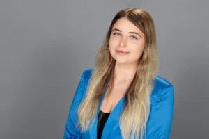 Jennifer Sikharoulidze